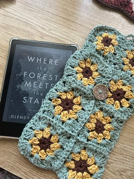 Kindle Cover - Daisy Lou