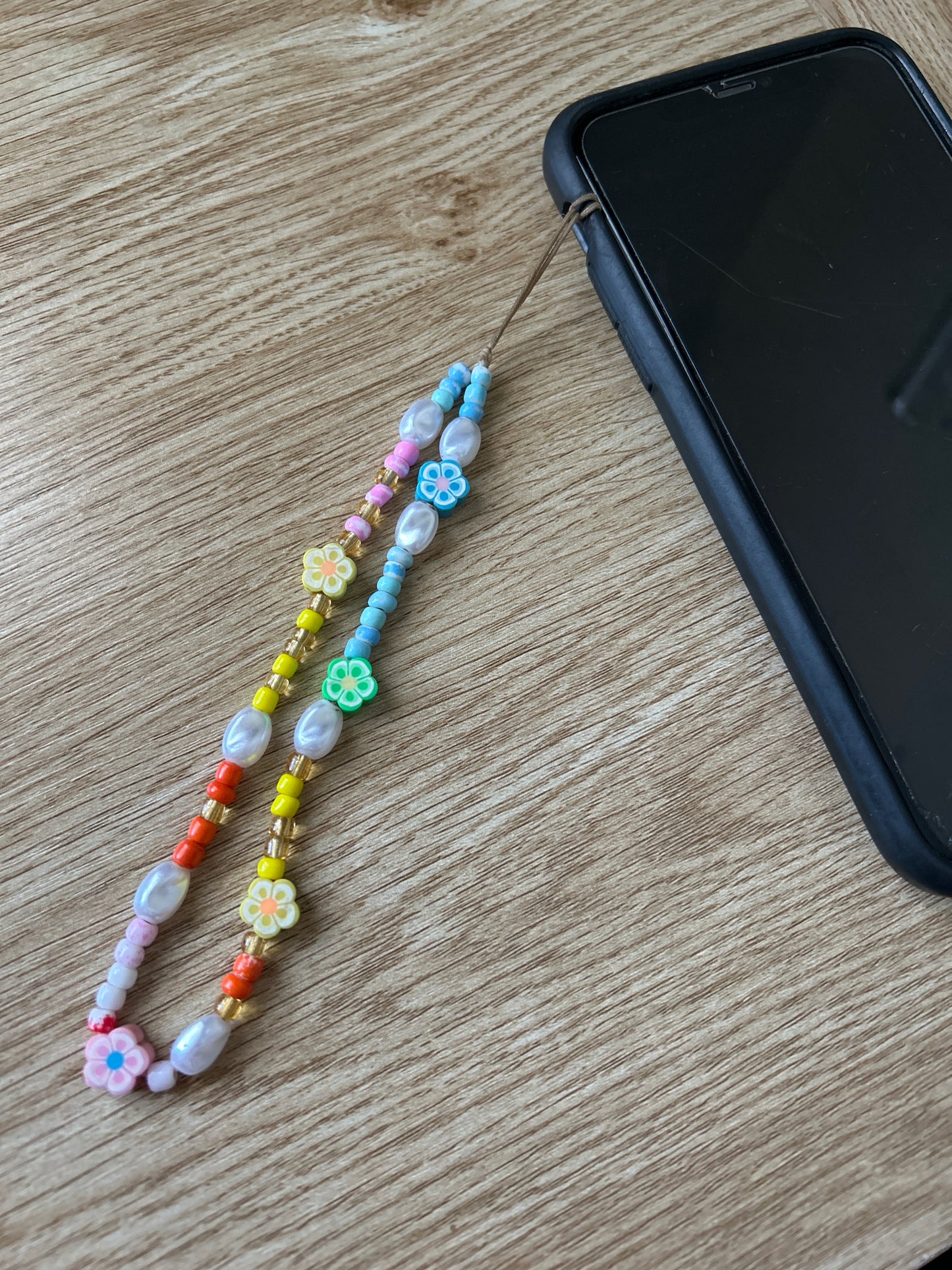 Phone Charm - GROOVY BLOOM