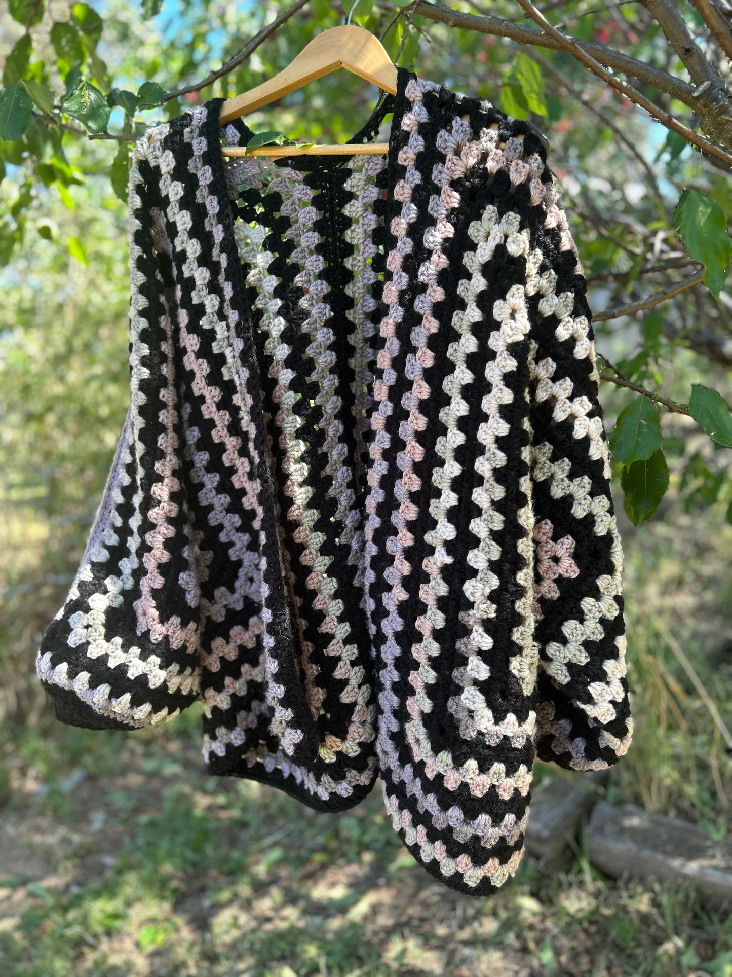 Hexagon Cardi — Mauve • Rose • Stone • Black